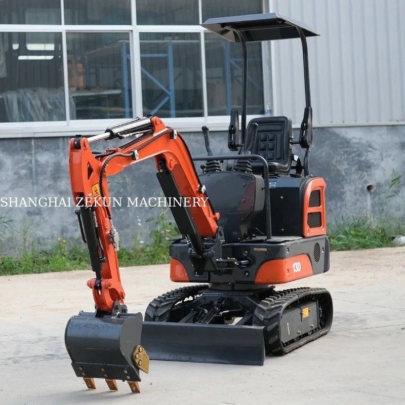 2.5Ton Mini Excavator 8,6KW Mała maszyna do kopania z silnikiem emisji Euro V