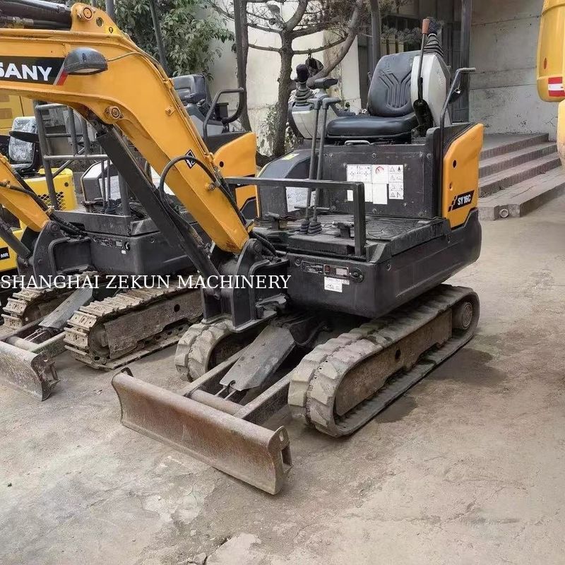 10.3KW Sany SY16C 1.6Ton Mini Ekskawator Z Gumową Oponą I Oryginalną Pompą Hydrauliczną