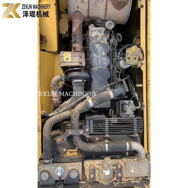Używany Koparnik Komatsu 200 W użytej PC200-6 Koparnik Masa operacyjna 20,15t