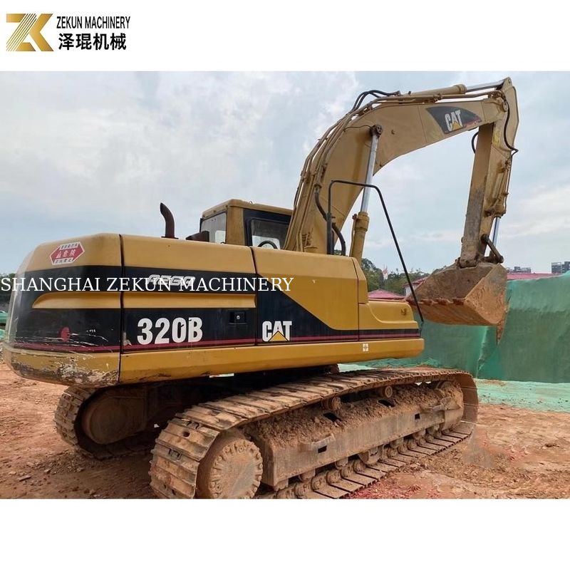 Używany CAT320 Crawler Excavator. 20.6T. Importowany z Japonii.