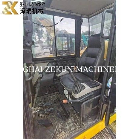 Komatsu PC56-7 Mini Excavator o masie roboczej 5 ton i trwałym silniku wysokoprężnym