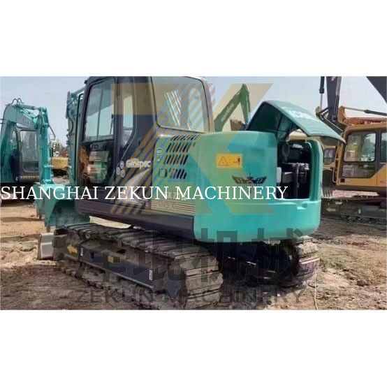 Stosowany Kobelco SK75 Kobelco Koparka Koparka z pojemnością 0,38 wiadra i przystępne ceny