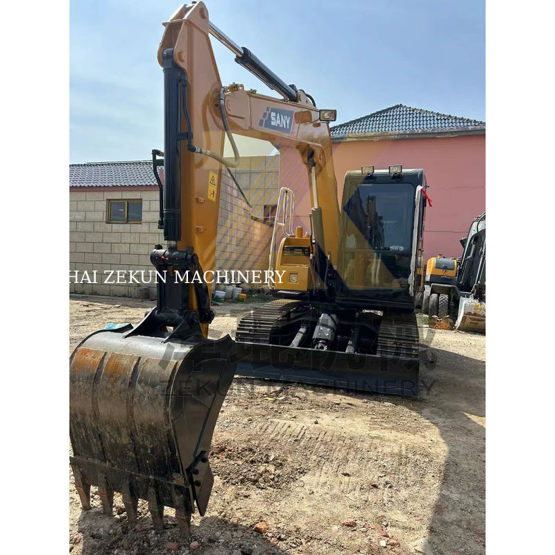 Używana koparka Sany 75 C Pro z oryginalnym cylindrem hydraulicznym i silnikiem ISUZU