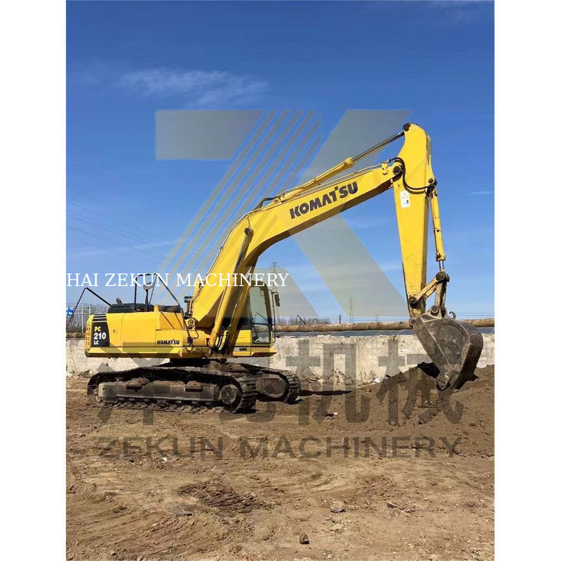 Komatsu PC210-8 PC210-8M0 Ekskawator o pojemności 21 ton w Szanghaju z 4001-6000 godzinami pracy