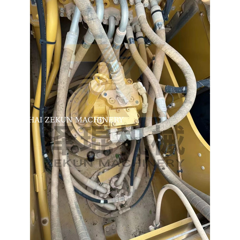 Używany grabarz CAT 320GX z silnikiem C4.4 o masie obrotowej 20 ton w Szanghaju