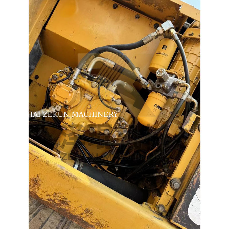 2015 Rok używany Shantui Kato Grabarz 320D w w Szanghaju Inne pompy hydrauliczne