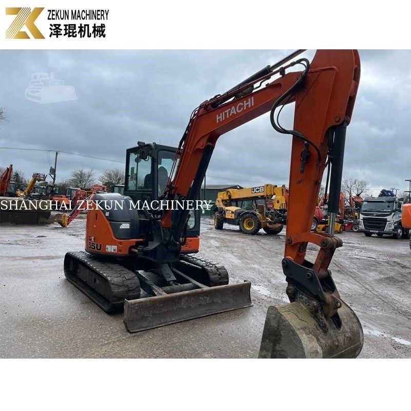 Używany mini-grzebarz Hitachi ZX55U.