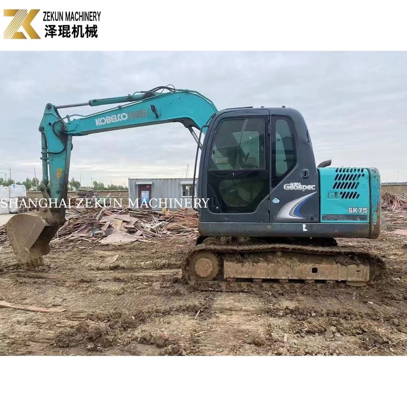 2017 używany Kobelco SK75-8 7,5-tonowy japoński koparz Oryginalny projekt