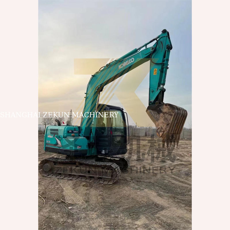 Stosowany koparz Kobelco SK75-8 w doskonałym stanie na sprzedaż w Szanghaju