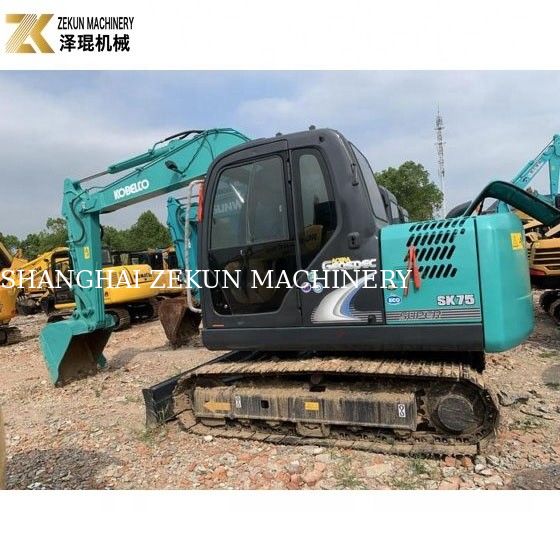 7 ton Mini Ekskawator Kobelco SK 75 SR UR z silnikiem ISUZU i oryginalną pompą hydrauliczną