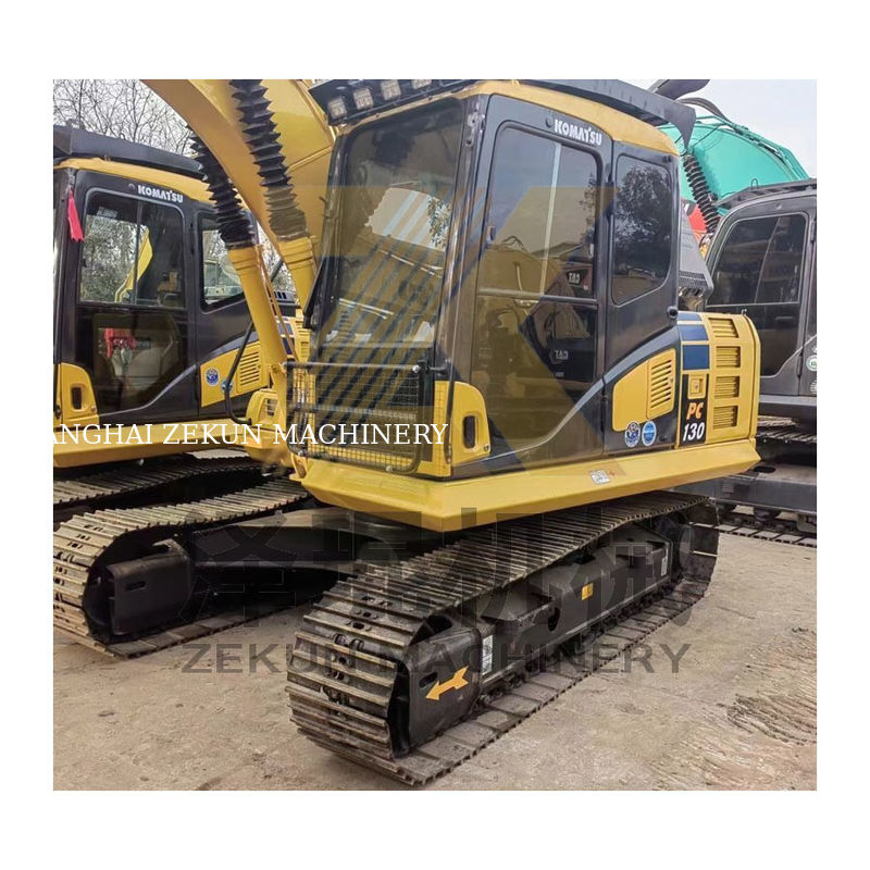 Oryginalny japoński grabarz Komatsu PC130-7 PC130-8 z cylindrem hydraulicznym