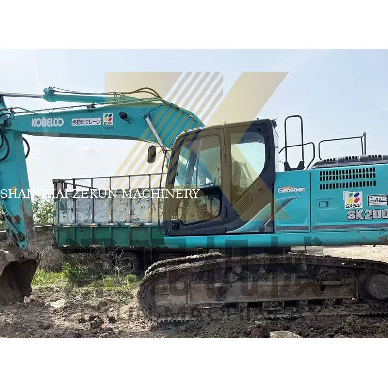 Inne pompy hydrauliczne używane Kobelco SK200-8 Koparka i waga maszyny 20000 KG