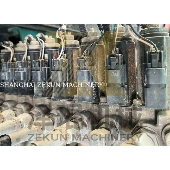 Inne pompy hydrauliczne używane Kobelco SK200-8 Koparka i waga maszyny 20000 KG