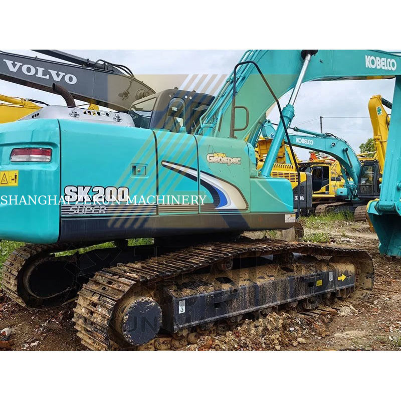 Ekskawator 20 ton Kobelco SK200-8 używany w Japonii o masie roboczej 20000 KG