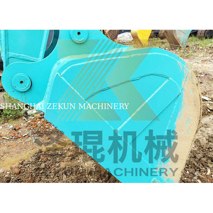 Ekskawator 20 ton Kobelco SK200-8 używany w Japonii o masie roboczej 20000 KG