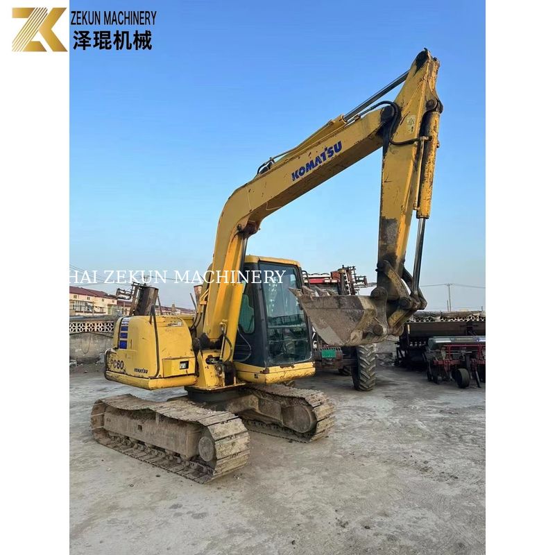 Wyposażone w ruchome koparki typu komatsu PC60-7