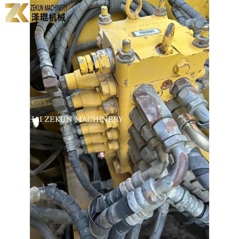 Wyposażone w ruchome koparki typu komatsu PC60-7