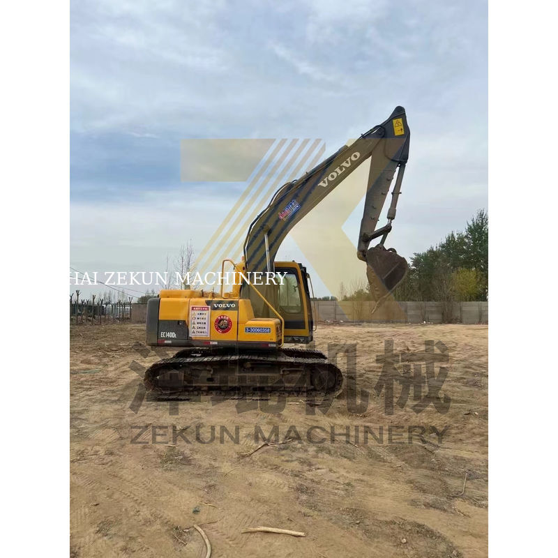 Maszyny do przemieszczania ziemi używane Volvo EC140 Koparka z innymi zawór hydrauliczny