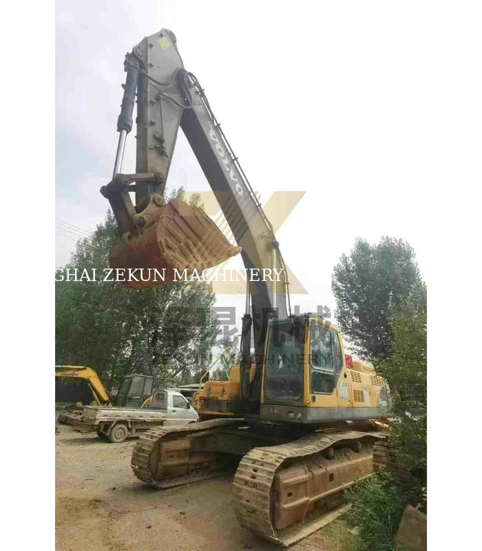 Ekskawator Volvo EC460BLC z hydrauliczną pompą o mocy 245 kW używany w dobrym stanie