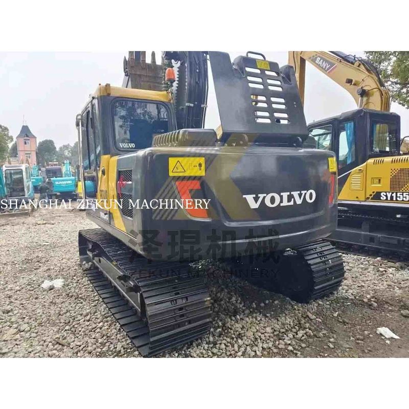 Inne pompy hydrauliczne EC140 Koparka w dobrym stanie i o masie maszyny 15870 kg