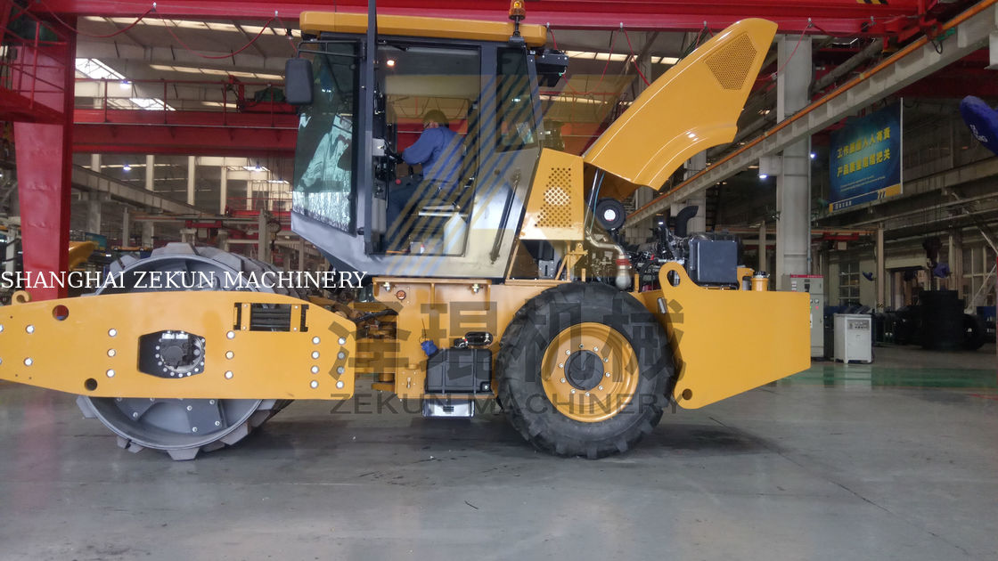 8tony XCMG CV83U Całkowity hydrauliczny jedno bębnowy walcownik EU Stage T4F Wyposażenie drogowe