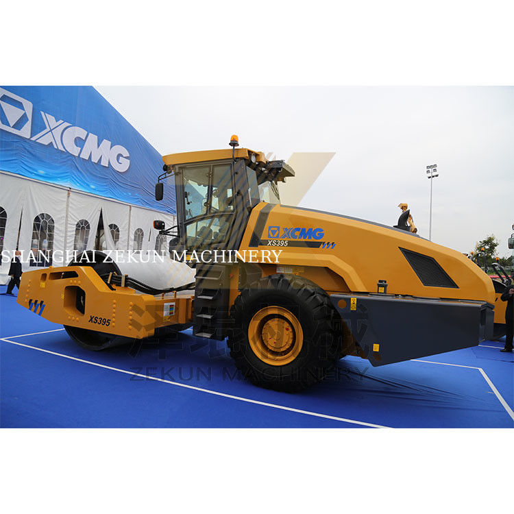 38T XCMG XS395 Rolnik hydrauliczny.