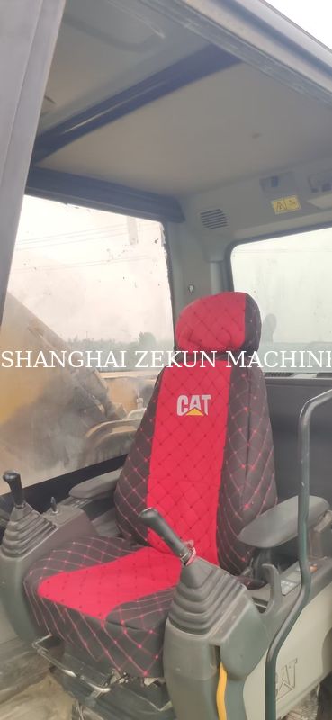Ekskawator Cat 340D2L 2019 z 8 436 godzinami pracy Doskonała wydajność