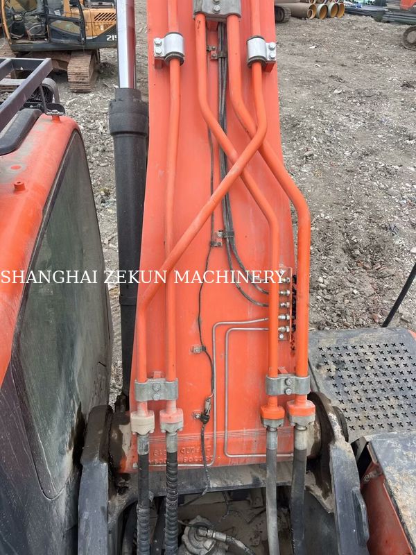 Użyte koparnie Doosan DX380 z 4 816 godzinami pracy w dobrym stanie