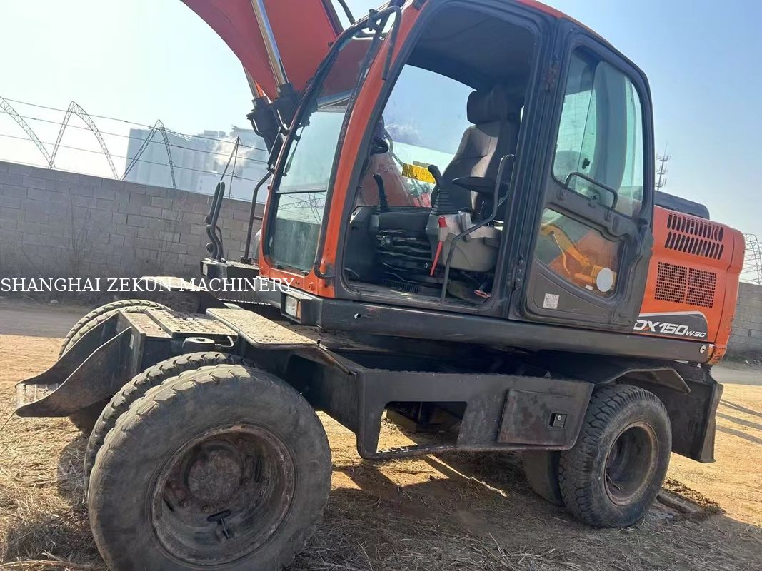 Doosan DX150W-9C Ekskawator 15-tonowy Rodzaj koła Do sprzedaży