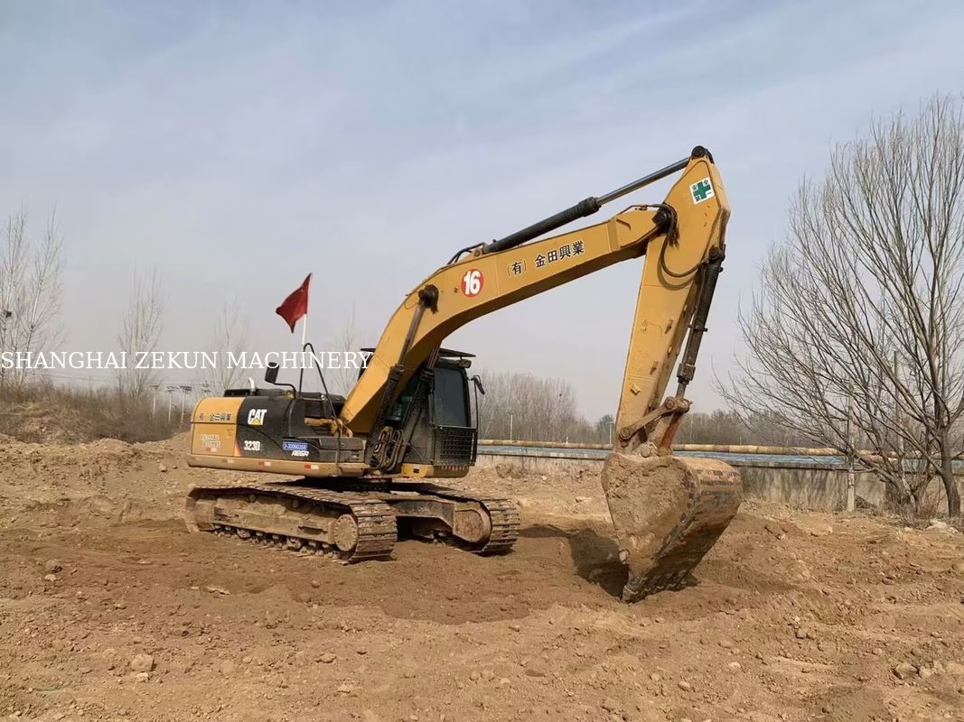 Uniwersalna koparka 2020 Cat 323D2 23 tony 4877 godzin dla różnych zastosowań