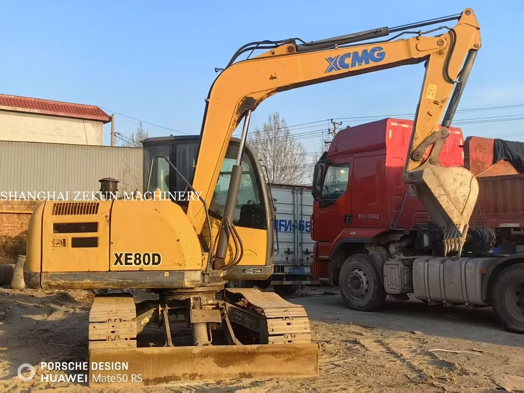 2018 XCMG XE80D 8-tonowy grabarz ₹ 8,568 godzin na sprzedaż