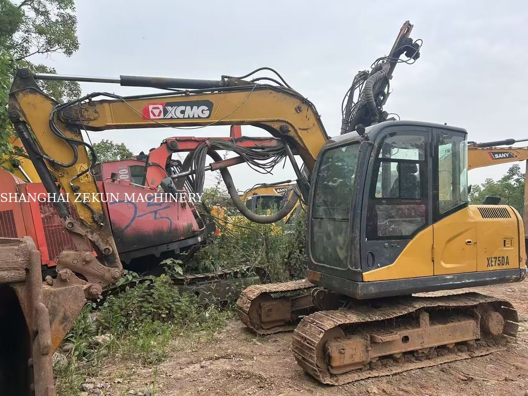 2021 XCMG XE75DA Hydraulic Crawler Excavator 7.5 Ton Class z rozbiórką i uchwytami