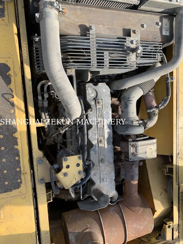 Koparka Komatsu PC210LC-8MO z 2015 roku o masie eksploatacyjnej 100 kg i maksymalnym zasięgu kopania 9