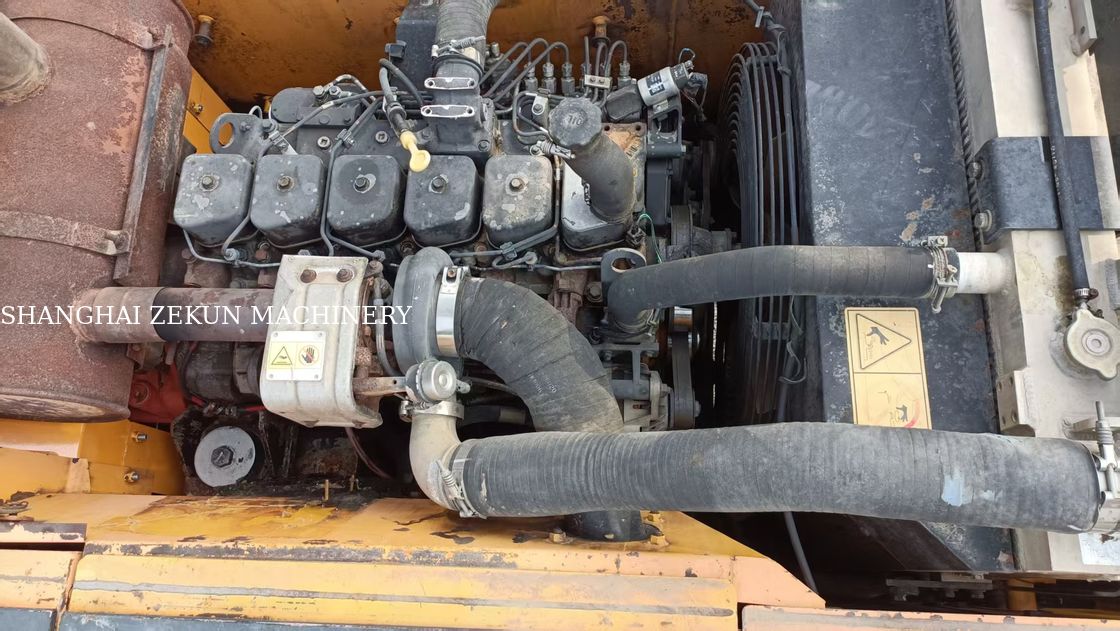 Hyundai R210W-9 Koparka na kółkach 330 l pojemność zbiornika paliwa i zawór hydrauliczny