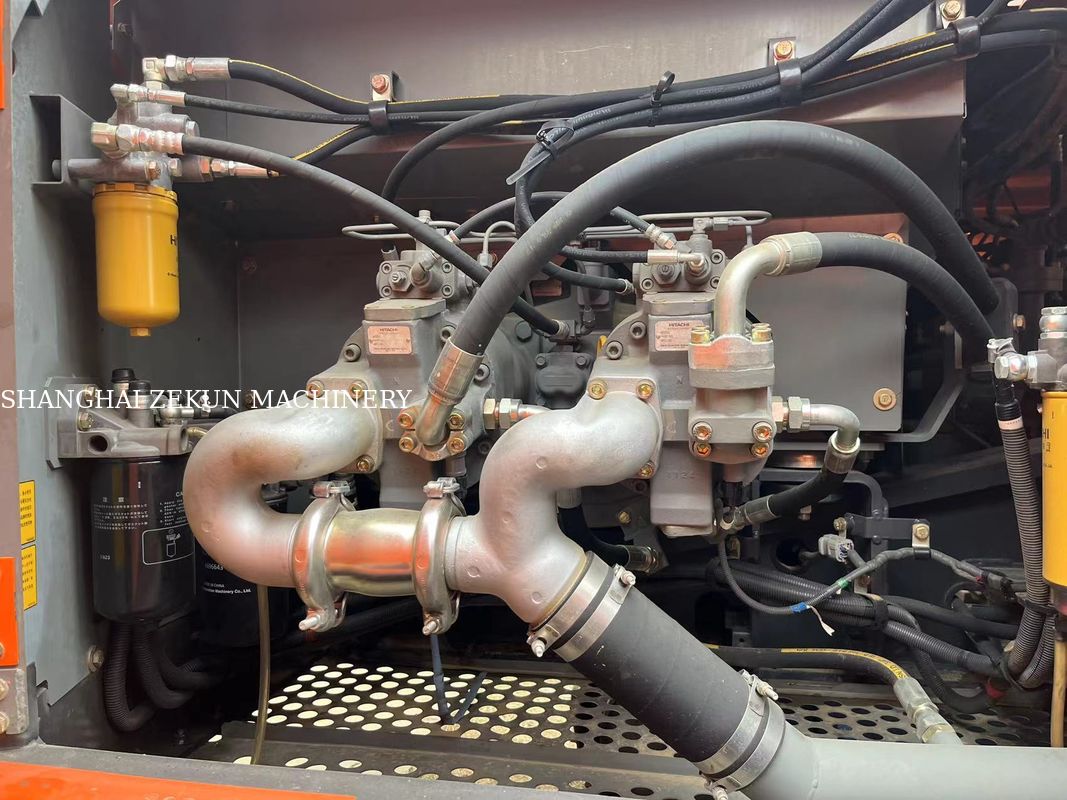 2022 Hitachi ZX330-5A Grabarz z 2968 godzinami Ciśnienie hydrauliczne 34,3 MPa Długość wybuchu 6,5 M