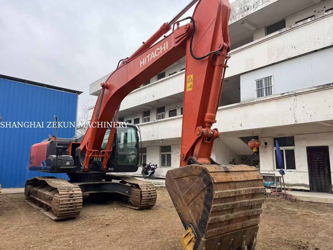 2022 Hitachi ZX330-5A Grabarz z 2968 godzinami Ciśnienie hydrauliczne 34,3 MPa Długość wybuchu 6,5 M