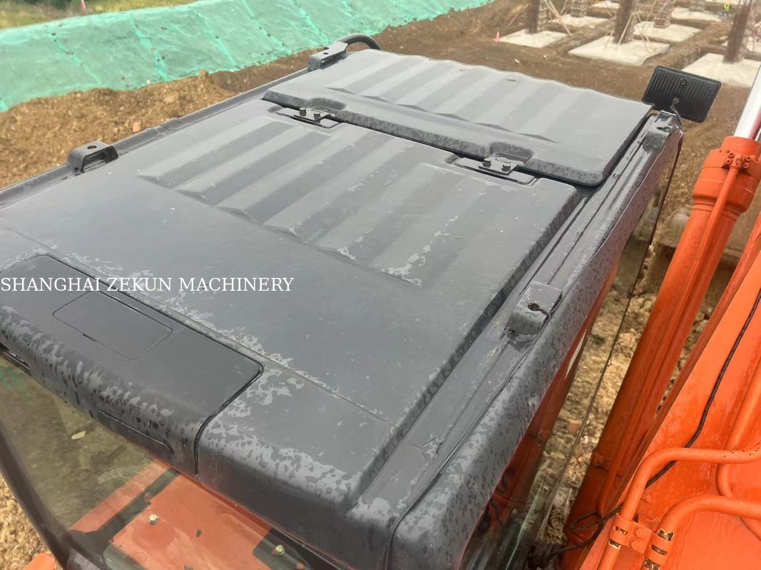 Koparka Hitachi ZX220-5A z 2020 roku, 6541 motogodzin, maksymalna wysokość kopania 630 mm, maksymalna głębokość kopania 670 mm, do ciężkich prac