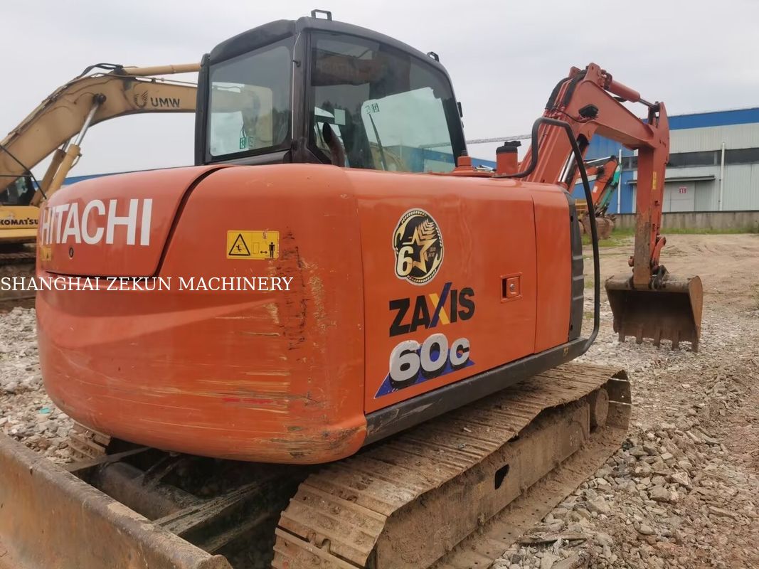 Koparka Hitachi ZX60C-6A 2023, 2785 mtg, Waga eksploatacyjna 5, Spełnia normę emisji spalin Tier 3 / Stage III
