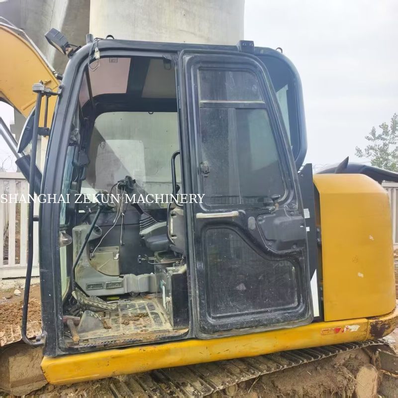 2017 CAT 307E2 Ekskawator 12544 godzin Maksymalna wysokość zrzucania 070 mm Ciśnienie hydrauliczne 28 MPa