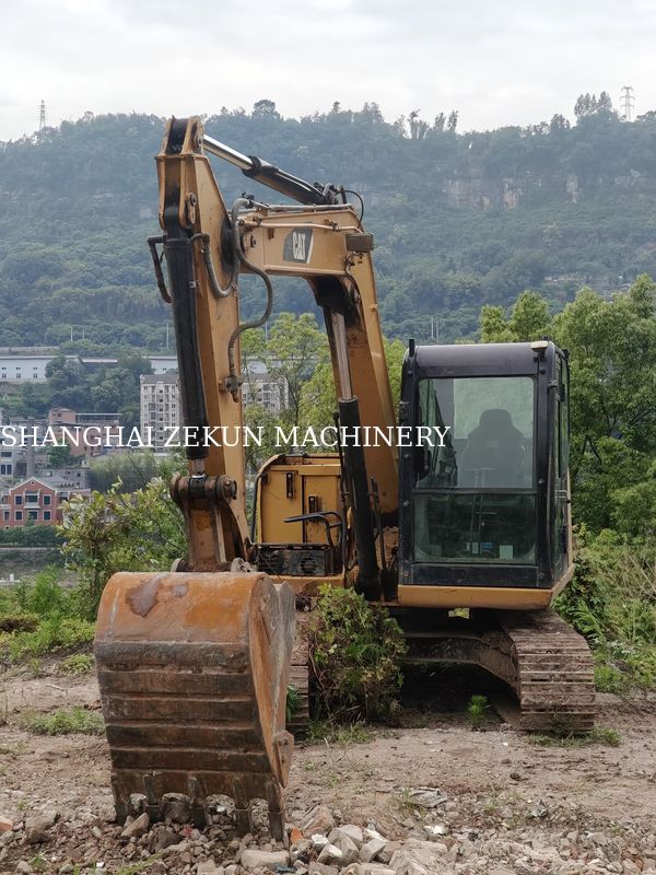 2019 CAT 307E2 Ekskawator z maksymalnym zasięgiem na poziomie ziemi 400 mm i pojemnością zbiornika paliwa 135 l