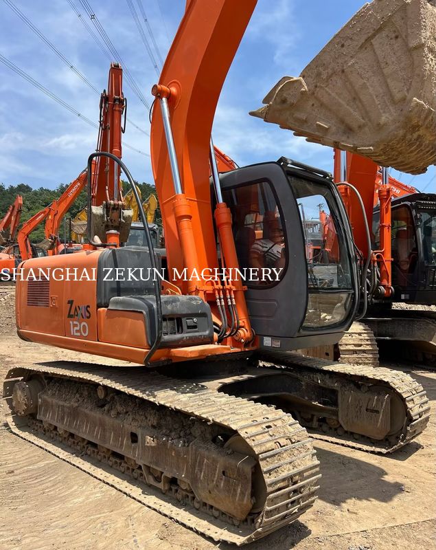 Koparka Hitachi ZX120-6 14165 motogodzin dla potrzeb biznesowych Pojemność zbiornika paliwa 240 L Ciśnienie hydrauliczne 34.3 MPa
