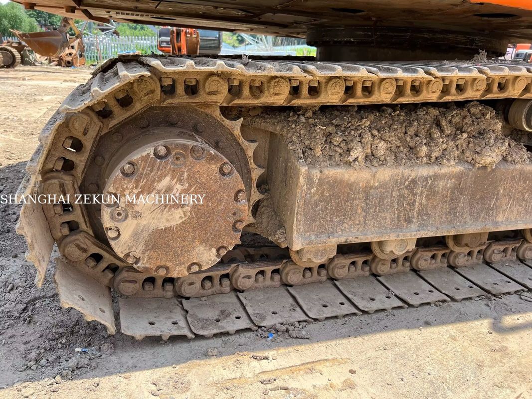 Koparka Hitachi ZX120-6 14165 motogodzin dla potrzeb biznesowych Pojemność zbiornika paliwa 240 L Ciśnienie hydrauliczne 34.3 MPa