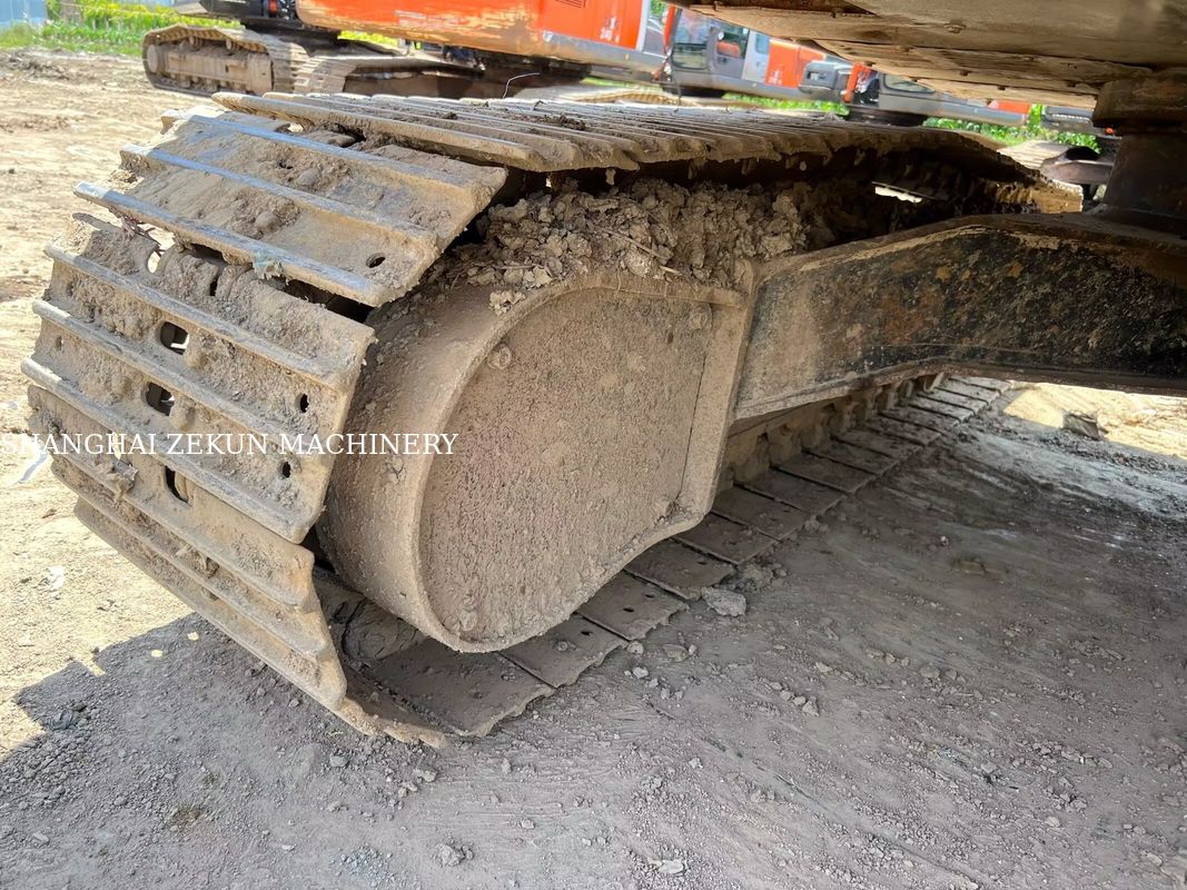 Koparka Hitachi ZX120-6 14165 motogodzin dla potrzeb biznesowych Pojemność zbiornika paliwa 240 L Ciśnienie hydrauliczne 34.3 MPa