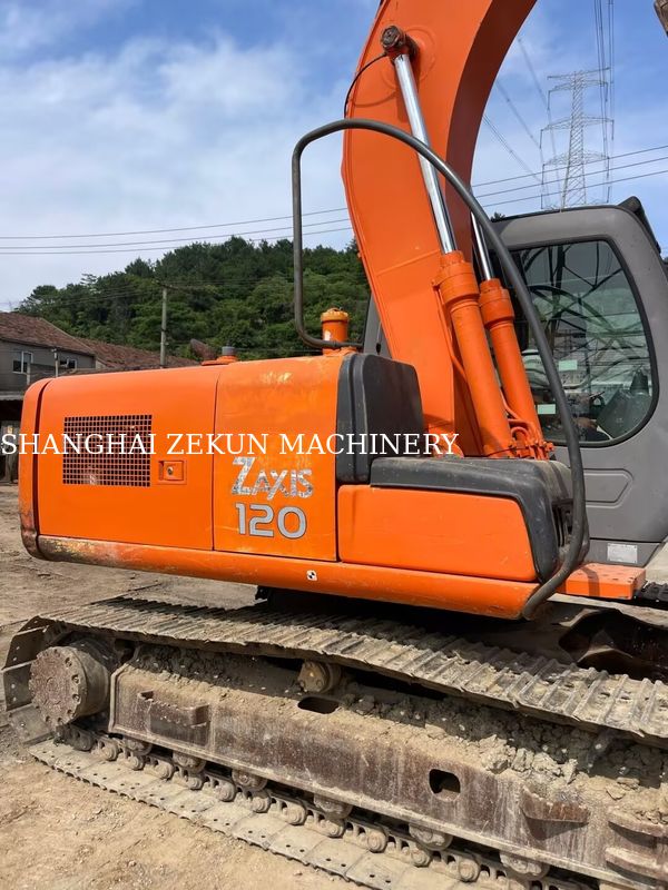 Koparka Hitachi ZX120-6 używana z ramieniem o długości 2,5 m i maksymalną wysokością wysypu 210 mm, 11158 motogodzin
