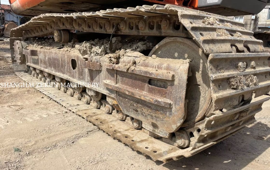 Koparka Hitachi ZX120-6 używana z ramieniem o długości 2,5 m i maksymalną wysokością wysypu 210 mm, 11158 motogodzin
