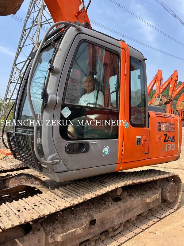 Używany Ekskawator Hitachi ZX130-6 z prędkością 11053h 4.6m Długość wiatru 34.3 MPa Ciśnienie hydrauliczne