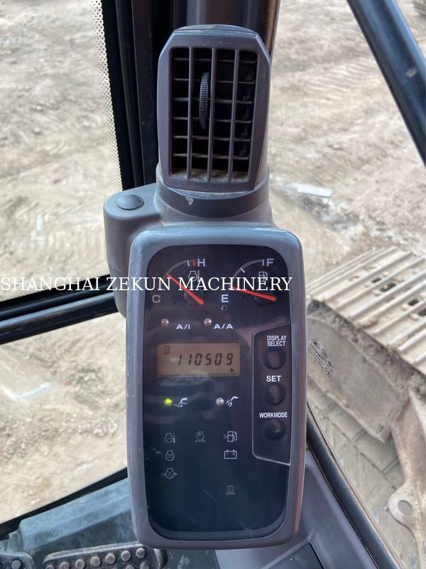 Używany Ekskawator Hitachi ZX200-3G Z 11050hrs Długość ramienia 2,94 M Długość wyciągu 5,7 M