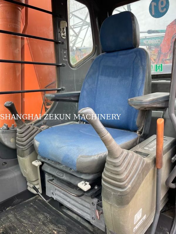 Koparka Hitachi ZX200-3G 10658h Długość ramienia 2,94 m Maksymalna wysokość kopania 620 mm