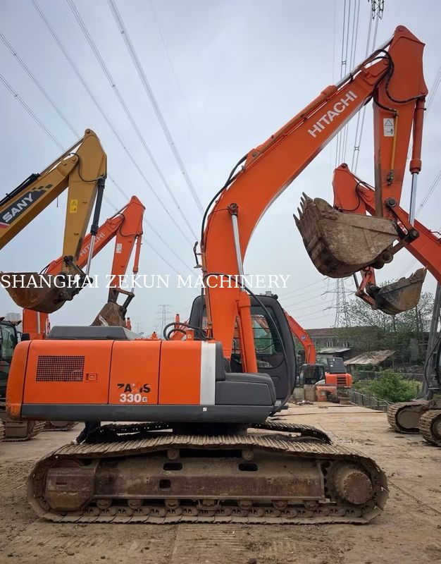 Koparka Hitachi ZX200-3G 10658h Długość ramienia 2,94 m Maksymalna wysokość kopania 620 mm