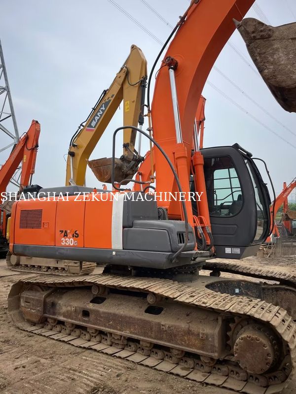 Koparka Hitachi ZX200-3G 10658h Długość ramienia 2,94 m Maksymalna wysokość kopania 620 mm